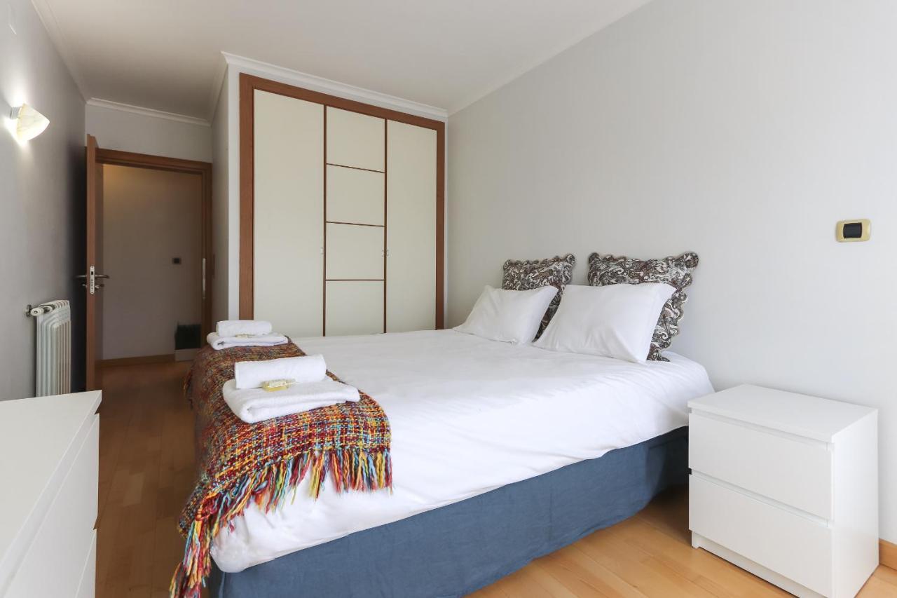 Modern Bela Vista By Homing Apartment Lisbon Exterior photo